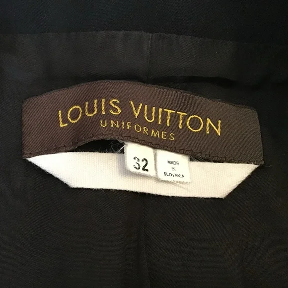 Louis Vuitton Dark Blue Blazer - Picture 7 of 10